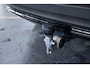 Volvo XC40 B4 Plus Black Edition | 360° Parkeercamera | Panorama dak | Semi-Electrische Wegklapbare Trekhaak | Harman Kardon Premium Audio | Stoelverwarming | Parkeersensoren voor + achter | Google Infotainment | Stuurwielverwarming