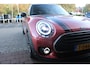 MINI Clubman 1.5 136PK COOPER CHILI AUTOMAAT | PANORAMISCH SCHUIF/KANTELDAK | NAVIGATIE | LEDEREN BEKLEDING | STOELVERWARMING | 17" LICHTMETALEN VELGEN | FULL LED KOPLAMPEN | UNION JACK ACHTER LICHTEN | KEYLESS ENTRY / START |