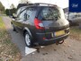 Renault Grand Scenic 1.6-16V Tech Line | Dealer Onderhouden | Trekhaak | Parkeersensoren | NAV | Cruise Control