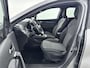 Renault Captur 1.6 E-Tech full hybrid 145Pk techno | Google Navigatie | Apple & Android Carplay | Climate Control | Parkeersensoren Voor & Achter | Achteruitrijcamera | Cruise Control & Snelheidsbegrenzer | Keyless Entry | Privacy Glass |