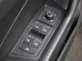 Volkswagen T-Roc 1.5TSI/150PK R-Line DSG · Camera · Apple/Android Car Play · Navigatie · Trekhaak · Apple/Android · Garantie tot februari 2027