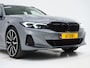 BMW 3-Serie Touring 320e LCI Shadow Line | Nieuw Model | Keyless | Camera | Dodehoekdetectie | Widescreen | Carplay | Cruise | DAB | LED