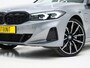 BMW 3-Serie Touring 320e LCI Shadow Line | Nieuw Model | Keyless | Camera | Dodehoekdetectie | Widescreen | Carplay | Cruise | DAB | LED