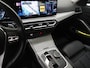 BMW 3-Serie Touring 320e LCI Shadow Line | Nieuw Model | Keyless | Camera | Dodehoekdetectie | Widescreen | Carplay | Cruise | DAB | LED