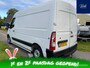 Renault Master T33 2.3 dCi L2H2 Générique | Airco | 2500 kg Trekgewicht | NAV | Trekhaak