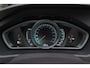 Volvo V40 T2 Kinetic - Climate Control - Cruise Control - High Performance Audio - Aluminium interieurafwerking - LED dagrijverlichting - Multifunctioneel stuurwiel - Parkeersensoren achter - Dealer onderehouden - In hoogte verstelbare bestuurdersstoel - Black Sapphire metallic - 16' LMV - City Safety