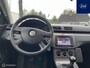 Volkswagen Passat 1.6 Businessline | Navigatie | Trekhaak | LMV