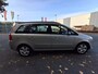 Opel Zafira 2.2 Executive HOGE INSTAP 7 PRSN DAS FIJN