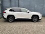 Toyota RAV4 2.5 Hybrid 218pk Automaat TeamNL | 1e Eigenaar | Leer | Trekhaak | Adaptieve Cruise | Stoel/Stuur Verwarming | Carplay | Parkeercamera |