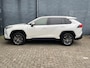 Toyota RAV4 2.5 Hybrid 218pk Automaat TeamNL | 1e Eigenaar | Leer | Trekhaak | Adaptieve Cruise | Stoel/Stuur Verwarming | Carplay | Parkeercamera |