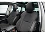 Skoda Karoq 1.0 TSI Ambition Sport [ Panoramadak El Trekhaak Camera Sportinterieur Stoelverwarming Carplay ]