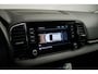 Skoda Karoq 1.0 TSI Ambition Sport [ Panoramadak El Trekhaak Camera Sportinterieur Stoelverwarming Carplay ]