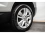 Skoda Karoq 1.0 TSI Ambition Sport [ Panoramadak El Trekhaak Camera Sportinterieur Stoelverwarming Carplay ]