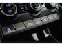 Skoda Karoq 1.0 TSI Ambition Sport [ Panoramadak El Trekhaak Camera Sportinterieur Stoelverwarming Carplay ]
