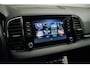 Skoda Karoq 1.0 TSI Ambition Sport [ Panoramadak El Trekhaak Camera Sportinterieur Stoelverwarming Carplay ]