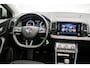 Skoda Karoq 1.0 TSI Ambition Sport [ Panoramadak El Trekhaak Camera Sportinterieur Stoelverwarming Carplay ]