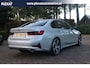 BMW 3-Serie 330i Executive Edition Aut. | Schuif-Kanteldak | Sportline | Trekhaak | Apple Car Play | Full Led | M-Stuurwiel | NAP