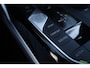 BMW 3-Serie 330i Executive Edition Aut. | Schuif-Kanteldak | Sportline | Trekhaak | Apple Car Play | Full Led | M-Stuurwiel | NAP