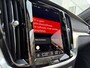 Volvo V60 2.0 T6 Plug-in hybrid AWD Plus Dark | Panoramadak | Harman Kardon audio | Getint glas | Stoel en stuurverwarming | Elektrische achterklep | Adaptieve Cruise control | Elektrisch verstelbare stoelen