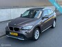 BMW X1 sDrive18i Exe. * Nwe Klepseals * Nwe Distributie *