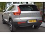 Volvo XC40 B4 197pk Plus Dark | Driver Assist | 19'' | Trekhaak | Verwarmba