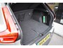 Volvo XC40 B4 197pk Plus Dark | Driver Assist | Trekhaak | Verwarmde voorru