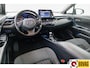 Toyota C-HR 2.0 Hybrid 153 PK automaat | Stoel & Stuurverw. | Adap. Cruise | Camera | App. connect | Dode hoek detectie, All season banden, Lane assist, Automatisch inparkeren, PDC V+A