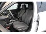 Peugeot 2008 1.2 Hybrid 136 GT | Adap. Cruise C. | Camera | Keyless | Full LED | 17" LMV | Navi | Privacy Glass | Climate Control | Adap. Cruise C. | Camera | Keyless | Full LED | 17" LMV | Navi | Privacy Glass | Climate Control |