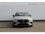 Volvo V60 T6 350PK Autm. Plug-in hybrid AWD Plus Dark Long Range / Google infotainment / Semi elekrisch wegklapbare trekhaak / Verwarmbare voorruit / Elektrisch bedienbare voorstoelen met geheugen / Verwarmbare voorstoelen