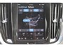 Volvo V60 T6 350PK Autm. Plug-in hybrid AWD Plus Dark Long Range / Google infotainment / Semi elekrisch wegklapbare trekhaak / Verwarmbare voorruit / Elektrisch bedienbare voorstoelen met geheugen / Verwarmbare voorstoelen