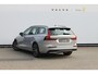 Volvo V60 T6 350PK Autm. Plug-in hybrid AWD Plus Dark Long Range / Google infotainment / Semi elekrisch wegklapbare trekhaak / Verwarmbare voorruit / Elektrisch bedienbare voorstoelen met geheugen / Verwarmbare voorstoelen