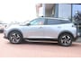 Peugeot e-2008 EV 50kWh *Allure* | SOH 94% | 3-Fase | Carplay | Camera | PDC | Navigatie | Cruise & Climate Control | Bluetooth |