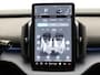 Volvo EX30 Twin Motor Performance Ultra 69 kWh | AWD | Stoel/- en stuurverwarming | Getinte ruiten achter | Elektr. voorstoelen