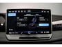 Volkswagen Tiguan R-Line Edition 1.5 TSI eHybrid 272pk DSG Automaat Trekhaak, Panoramadak, Adaptive cruise control, Achteruitrijcamera, Navigatie, Elektrische achterklep