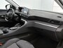 Peugeot 3008 SUV Allure 130pk Automaat | Navigatie | Schuif-/Kanteldak | Achteruitrijcamera | Handsfree Achterklep | Full Led koplampen | Stoel elektrisch+geheugen+verwarmd | Keyless | Climate Control | Adaptieve Cruise Control | Parkeersensoren v+a | Dodehoeksensor | Apple Carplay / Android Auto | Donker getint glas | 19" lichtmetalen velgen |
