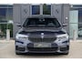 BMW 5-Serie Touring 520i M-Sport 184pk Panoramadak Comfortstoelen Virtual cockpit Camera NLauto