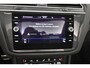 Volkswagen Tiguan 1.5 TSI R-Line EL Trekh+aKlep Pano dodeh det Virtual Camera Zwarte hemel bkl