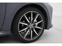 Toyota Yaris 1.5 Hybrid 130 GR Sport | Panoramadak | Navigatie | Dodehoek detectie | JBL | Stoel-/stuurverwarming | Parkeersensoren voor/achter | Apple Carplay / Android Auto | 18 inch