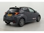 Toyota Yaris 1.5 Hybrid 130 GR Sport | Panoramadak | Navigatie | Dodehoek detectie | JBL | Stoel-/stuurverwarming | Parkeersensoren voor/achter | Apple Carplay / Android Auto | 18 inch