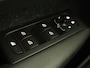 Volvo XC40 2.0 D3 Momentum | Trekhaak | Stoelverwarming | Harman/Kardon | Camera | Navigatie | Full LED | Getint glas | Parkeerhulp