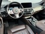 BMW 5-Serie Touring 530d Luxury Line Plus | Bowers & Wilkins | Head UP | Panoramadak