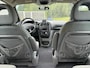 Chrysler Voyager 3.3i V6 SE | Rolstoelauto