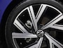 Volkswagen Golf 1.5eTSI/150PK R Line Blackstyle DSG · Panoramadak · Camera + Parkeersensoren · Stoel- & stuurverwarming · Garantie tot januari 2026