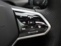 Volkswagen Golf 1.5eTSI/150PK R-Line Blackstyle DSG · Panoramadak · Camera + Parkeersensoren · Apple Car Play · Garantie tot februari 2026