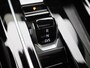 Volkswagen Golf 1.5eTSI/150PK R-Line Blackstyle DSG · Panoramadak · Camera + Parkeersensoren · Apple Car Play · Garantie tot februari 2026