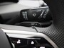 Volkswagen Golf 1.5eTSI/150PK R-Line Blackstyle DSG · Panoramadak · Camera + Parkeersensoren · Apple Car Play · Garantie tot februari 2026
