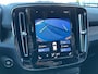 Volvo XC40 1.5 T3 R-Design | Trekhaak | Stoel- / Stuurverwarming | Camera | Adaptive Cruise Control | Getint Glas | Dodehoekdetectie | 19" | Volvo On Call | DAB | Parkeersensoren V+A |