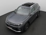 Volkswagen Tiguan 1.5 eHybrid R-Line Edition 272PK DSG Pano-Schuifdak, Lederen Bekleding, Head-Up Display, 360gr. Camera, Stoelverwarming & Koeling, Matrix-LED Verlichting, Trekhaak, 20" LM Velgen, Adaptieve Cruise Controle,