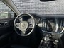 Volvo V60 2.0 T6 Twin Engine AWD Inscription | Panoramadak | Harman Kardon audio | Parkeercamera | Actieve Bochtverlichting | CarPlay | Getinte Zijruiten |