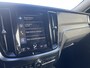 Volvo V60 2.0 T6 Twin Engine AWD Inscription | Panoramadak | Harman Kardon audio | Parkeercamera | Actieve Bochtverlichting | CarPlay | Getinte Zijruiten |